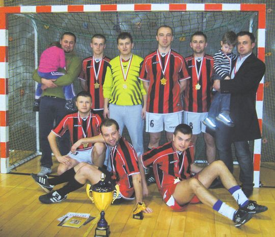 V TURNIEJ PIŁKI NOŻNEJ HALOWEJ