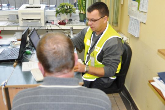 MIESZKANIE PEŁNE NARKOTYKÓW!