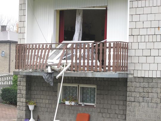 WYBUCH GAZU ZNISZCZYŁ MIESZKANIE