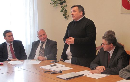 16 MILIONÓW NA DROGI W KROCZYCACH