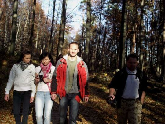 UCZĄ JAK ŻYĆ NA NOWO