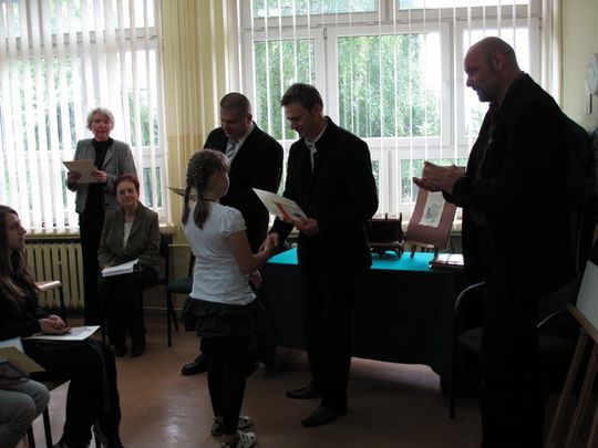 TĘ KSIĄŻKĘ WARTO PRZECZYTAĆ