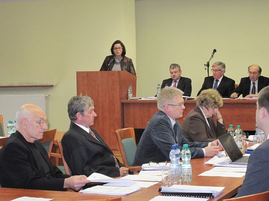 Annę NEMŚ bezprawnie pozbawiono mandatu radnej!