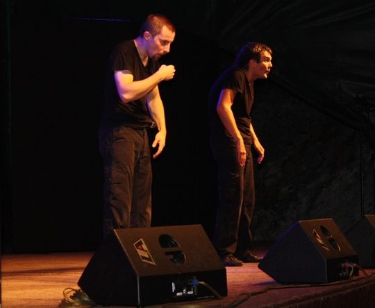 STRASZNIE ŚMIESZNY ZAMEK