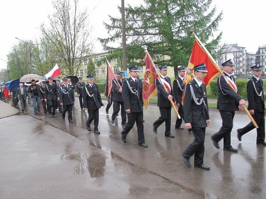 HELOU GWIAZDĄ PORĘBSKIEJ MAJÓWKI