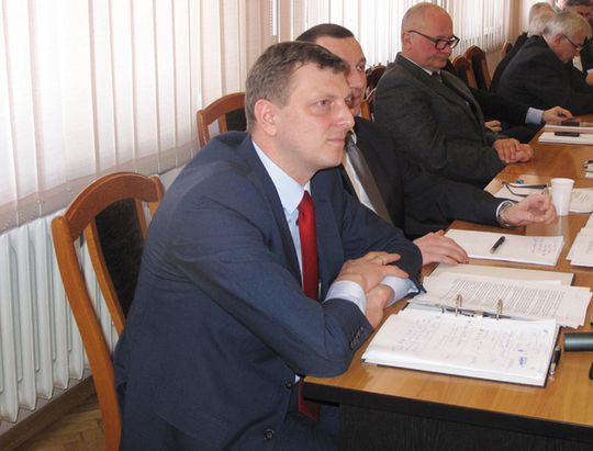 STAROSTA KONTROLUJE PRZESŁUCHANIA W ŚLEDZTWIE, W KTÓRYM MOŻE BYĆ OSKARŻONY!