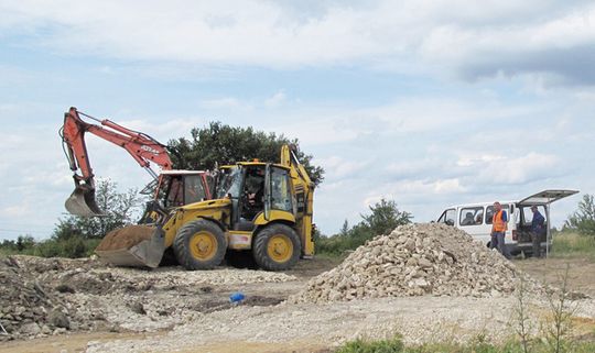W KROMOŁOWIE POWSTAJĄ KOMUNALNE BLOKI