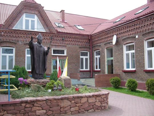 ŻARNOWIEC ZWRÓCI PÓŁ MILIONA?