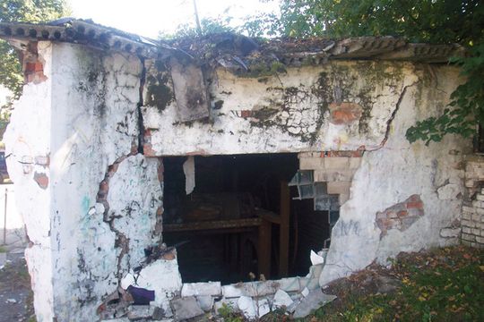 WJECHAŁ W ZABYTKOWĄ STUDNIĘ