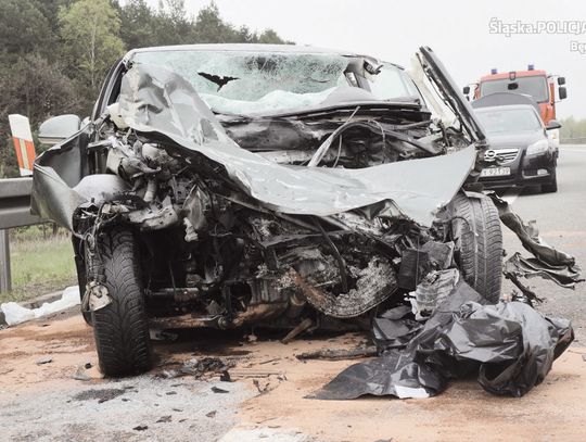 TRAGICZNY WYPADEK NA S1 W MIERZĘCICACH