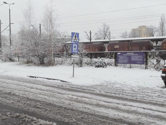 PARKING PRZY TOWAROWEJ TO STREFA PŁATNEGO PARKOWANIA