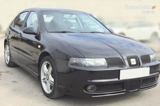 LEON SKRADZIONY Z PORĘBSKIEGO AUTOKOMISU