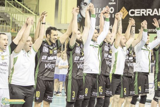 BENIAMINEK ZAKOŃCZYŁ SEZON NA 9 MIEJSCU!