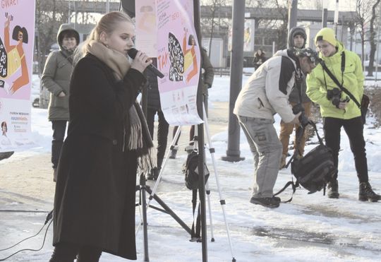 ZATAŃCZYLI PRZECIWKO PRZEMOCY WOBEC KOBIET!