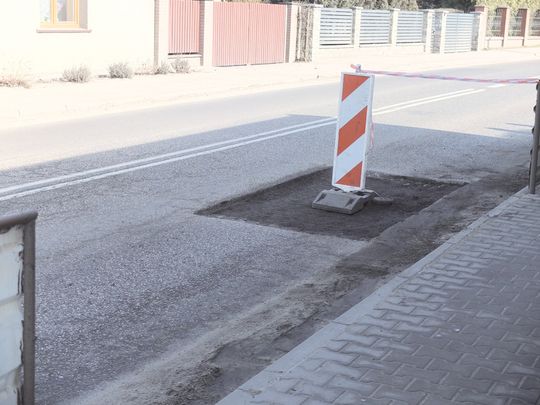 WSZĘDZIE TE DZIURY!