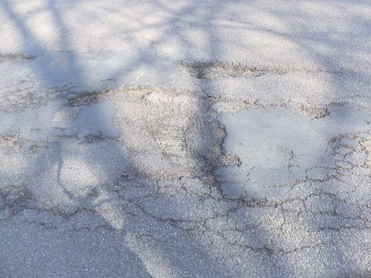 WSZĘDZIE TE DZIURY!