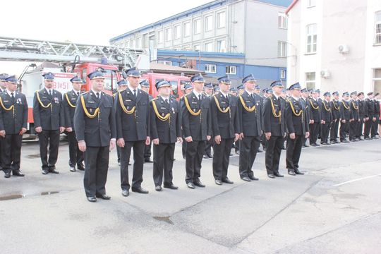 BOGU NA CHWAŁĘ, BLIŹNIEMU NA RATUNEK
