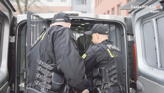 MŁODA MATKA MOŻE TRAFIĆ DO WIĘZIENIA NA KILKA LAT