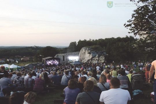FESTIWAL JURAJSKIEJ KULTURY – ŚWIATŁO, MUZYKA, TANIEC, ŚPIEW