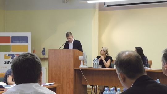 WYBORY NA KILKUNASTU OSIEDLACH „DO KOSZA”