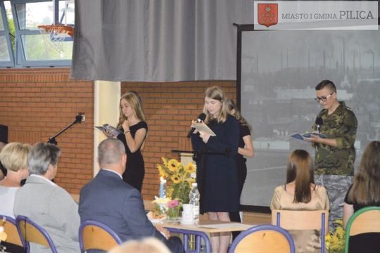 NARODOWE CZYTANIE W PILICY