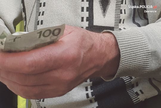 PRÓBA WRĘCZENIA ŁAPÓWKI NIE POMOGŁA