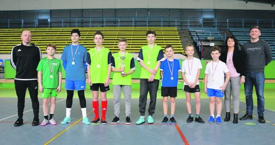 SP Nr 1 ZWYCIĘZCĄ 2. TURNIEJU FUTSALU DLA SZKÓŁ