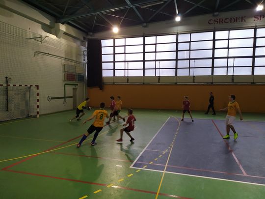 SP Nr 1 ZWYCIĘZCĄ 2. TURNIEJU FUTSALU DLA SZKÓŁ